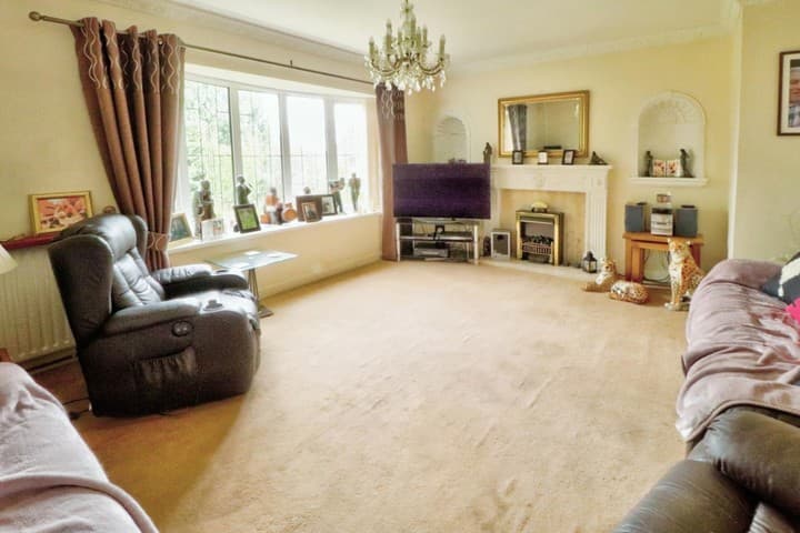 3 bedrooms house for sale in Rotherham, United Kingdom - Image 12