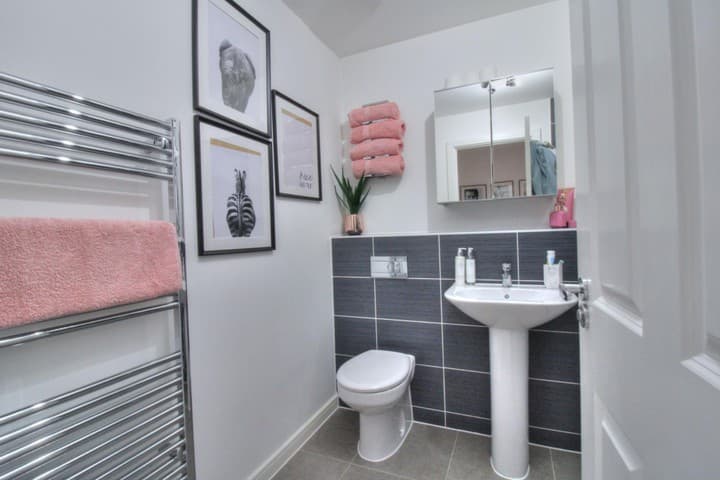 2 bedrooms house for sale in Basildon, United Kingdom - Image 15