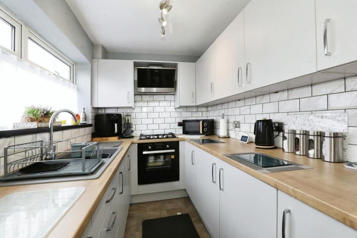 3 bedrooms house for sale in Stoke-On-Trent, United Kingdom - Image 10