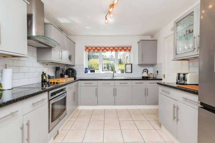 4 bedrooms house for sale in Bristol, United Kingdom - Image 11