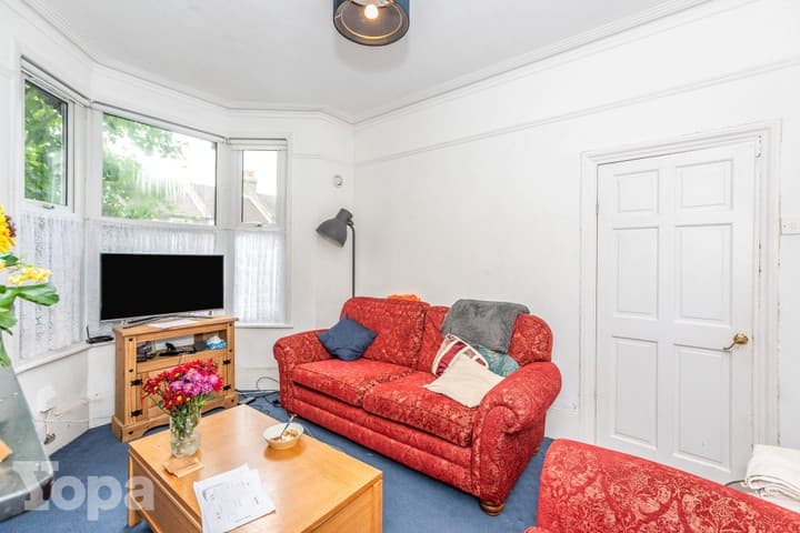 3 bedrooms house for sale in Gravesend, United Kingdom - Image 4