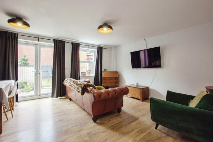 3 bedrooms house for sale in Nottingham, United Kingdom - Image 9