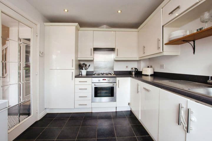 3 bedrooms house for sale in Nottingham, United Kingdom - Image 3