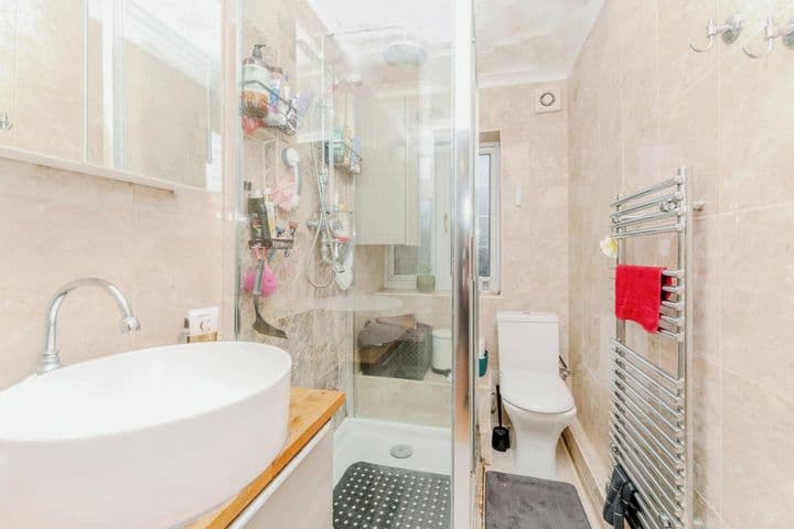 2 bedrooms house for sale in Ruislip, United Kingdom - Image 7