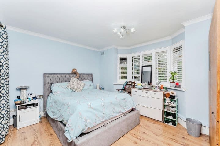 2 bedrooms house for sale in Ruislip, United Kingdom - Image 5