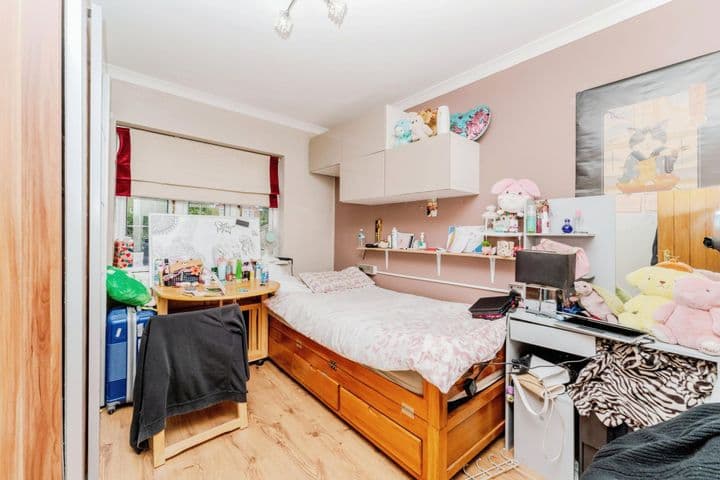 2 bedrooms house for sale in Ruislip, United Kingdom - Image 6