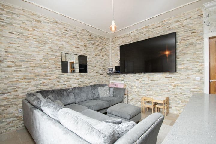 2 bedrooms apartment for sale in Brechin, United Kingdom - Image 9