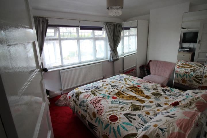 3 bedrooms house for sale in Bushey, United Kingdom - Image 8