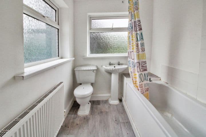 3 bedrooms house for sale in Rotherham, United Kingdom - Image 11