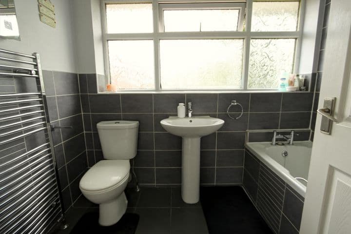 3 bedrooms house for sale in Walsall, United Kingdom - Image 12