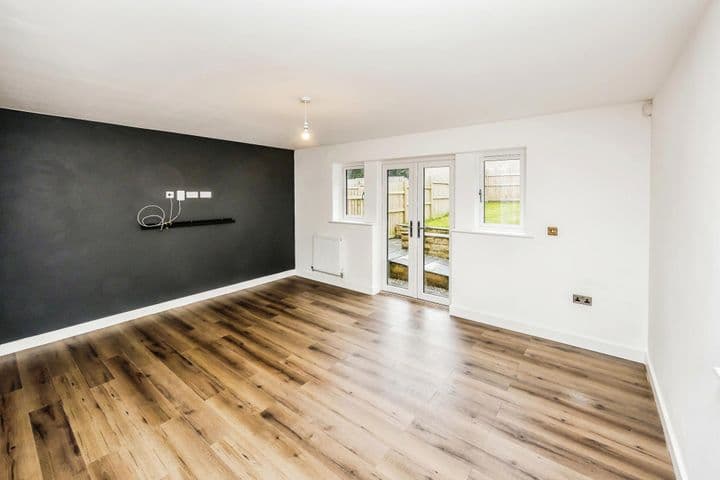 3 bedrooms house for sale in Holmfirth, United Kingdom - Image 4