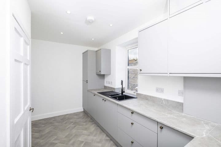 2 bedrooms apartment for sale in Montrose, United Kingdom - Image 8