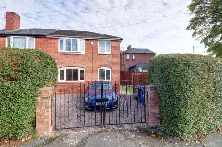 3 bedrooms house for sale in Manchester, United Kingdom - Image 2