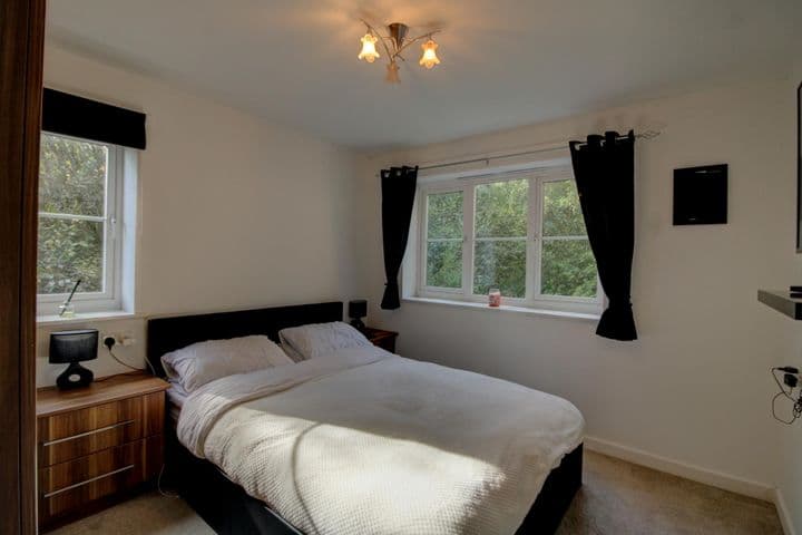 2 bedrooms apartment for sale in Bolton, United Kingdom - Image 6