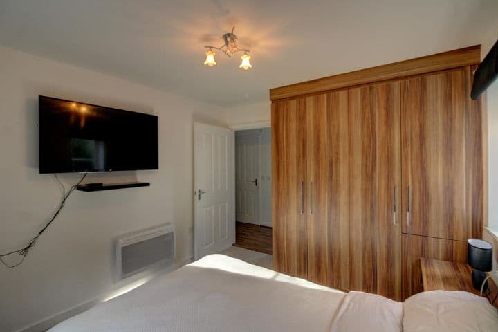 2 bedrooms apartment for sale in Bolton, United Kingdom - Image 8