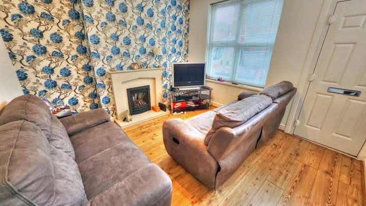 3 bedrooms house for sale in Dudley, United Kingdom - Image 4