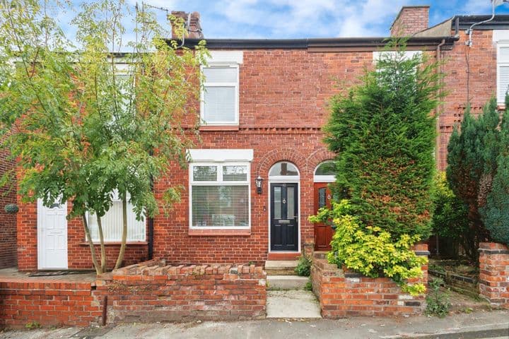 2 bedrooms house for sale in Stockport, United Kingdom - Image 2