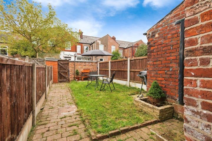 2 bedrooms house for sale in Stockport, United Kingdom - Image 3