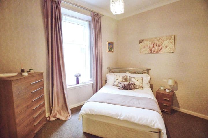 1 bedroom apartment for sale in Hamilton, United Kingdom - Image 5