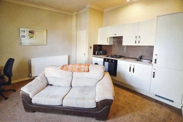 1 bedroom apartment for sale in Hamilton, United Kingdom - Image 4