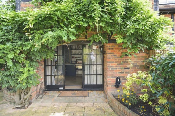 3 bedrooms house for sale in St. Albans, United Kingdom - Image 6