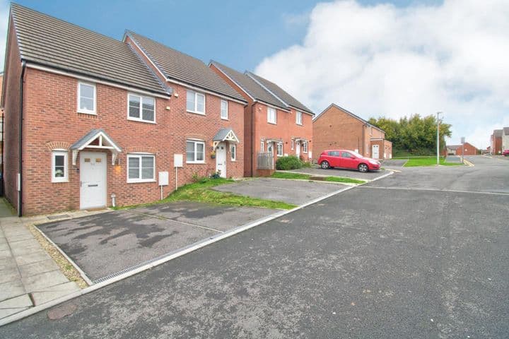 3 bedrooms house for sale in Cardiff, United Kingdom - Image 2