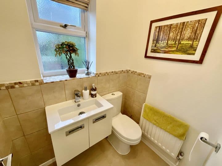 4 bedrooms house for sale in Runcorn, United Kingdom - Image 8