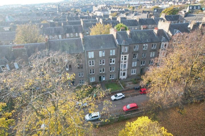 2 bedrooms apartment for sale in Dundee, United Kingdom - Image 3