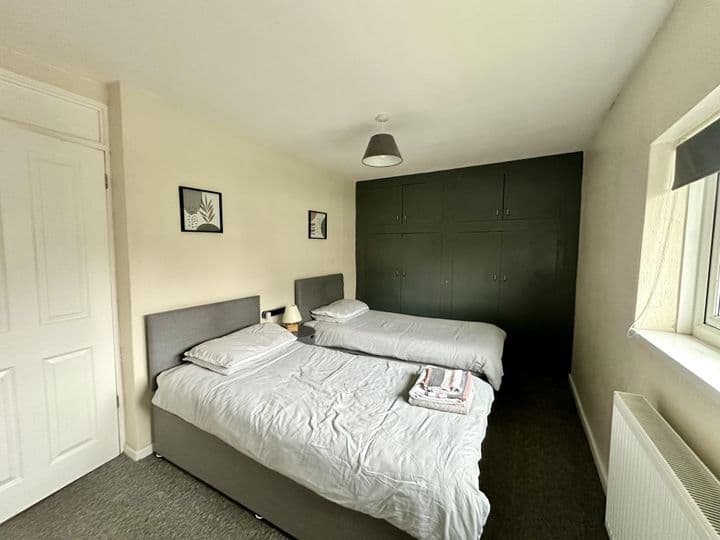 1 bedroom apartment for sale in Sheffield, United Kingdom - Image 9