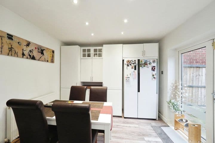 3 bedrooms house for sale in Nottingham, United Kingdom - Image 3