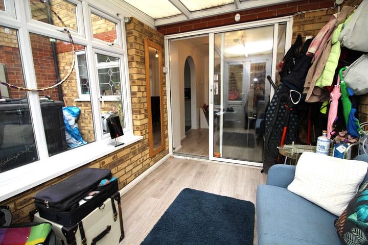 3 bedrooms house for sale in South Ockendon, United Kingdom - Image 11