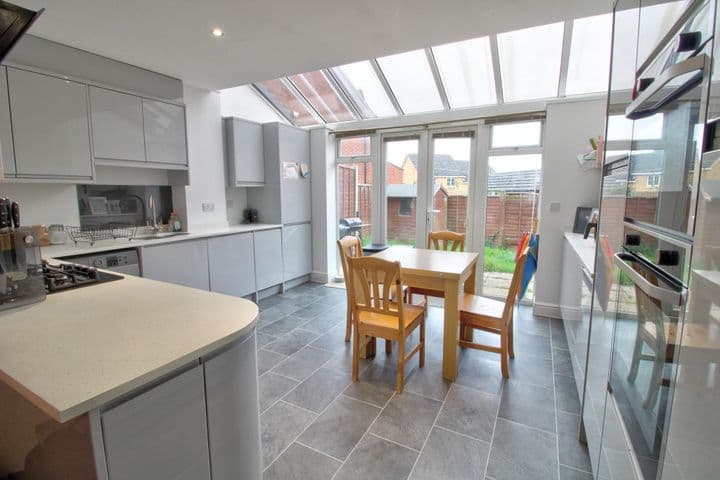 3 bedrooms house for sale in Stowmarket, United Kingdom - Image 4