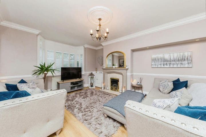 3 bedrooms house for sale in Newcastle Upon Tyne, United Kingdom - Image 7