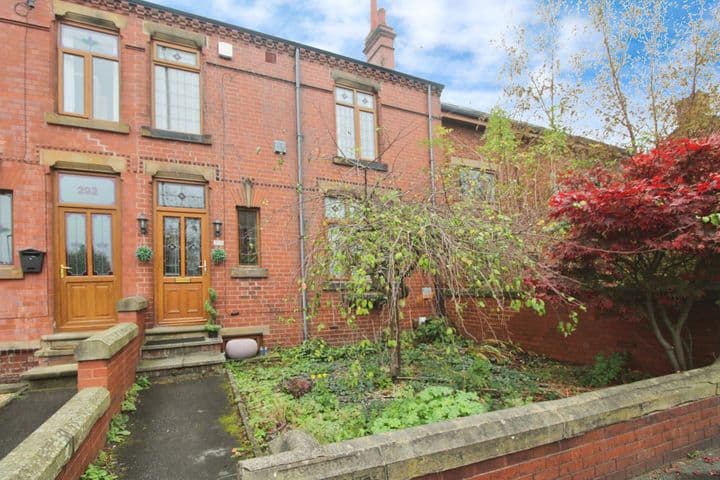 3 bedrooms house for sale in Wakefield, United Kingdom - Image 2