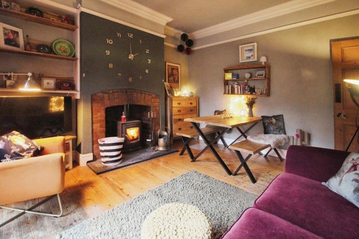 3 bedrooms house for sale in Wakefield, United Kingdom - Image 6