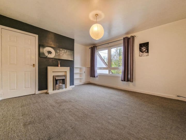 1 bedroom apartment for sale in Galston, United Kingdom - Image 5