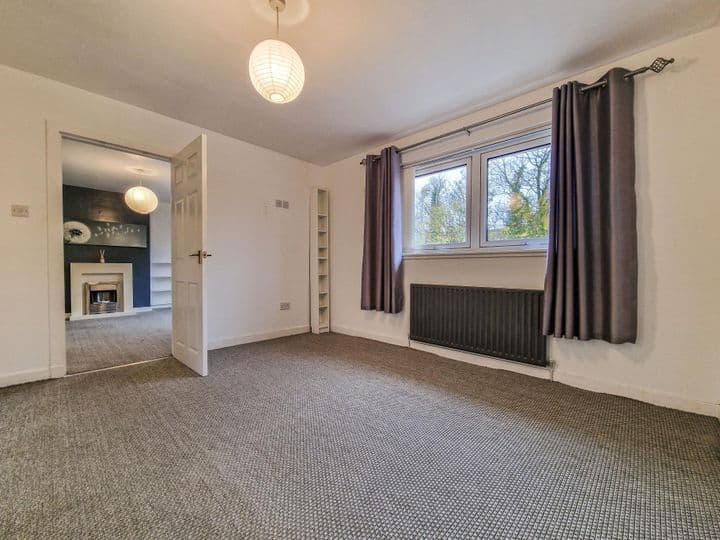 1 bedroom apartment for sale in Galston, United Kingdom - Image 8