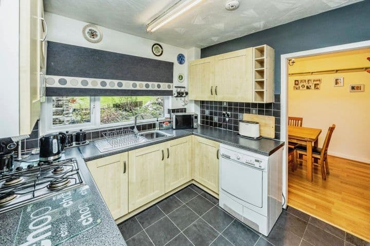 3 bedrooms house for sale in Brighouse, United Kingdom - Image 8