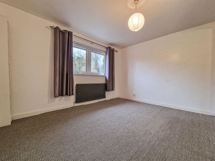 1 bedroom apartment for sale in Galston, United Kingdom - Image 9