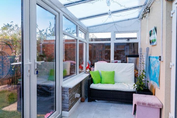 3 bedrooms house for sale in Swindon, United Kingdom - Image 8