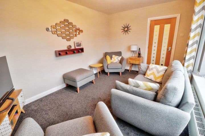 3 bedrooms house for sale in Barnsley, United Kingdom - Image 12