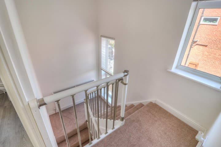 3 bedrooms house for sale in Stockport, United Kingdom - Image 10