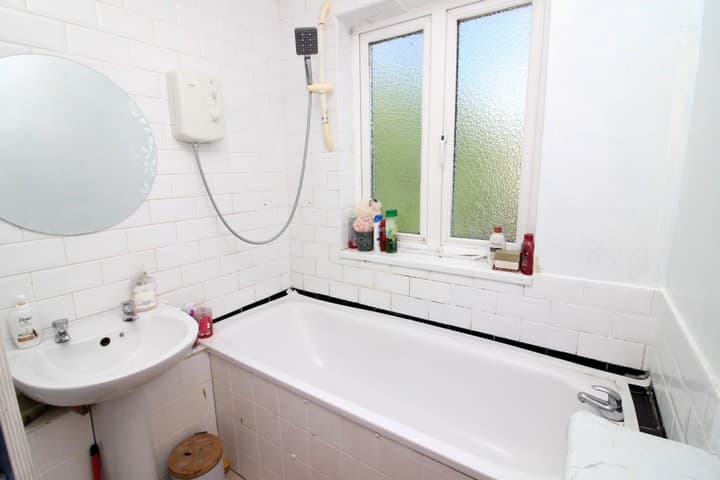 3 bedrooms house for sale in Dagenham, United Kingdom - Image 19