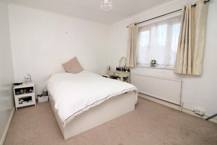 3 bedrooms house for sale in Dagenham, United Kingdom - Image 16