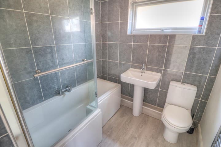 3 bedrooms house for sale in Stockport, United Kingdom - Image 14