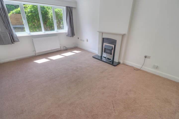 3 bedrooms house for sale in Stockport, United Kingdom - Image 3