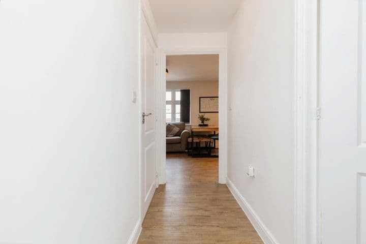 1 bedroom apartment for sale in Bristol, United Kingdom - Image 10