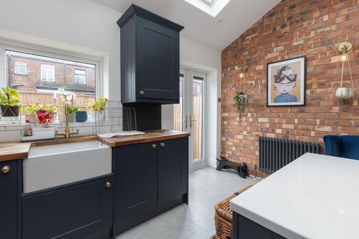 2 bedrooms house for sale in Prestwich, United Kingdom - Image 8