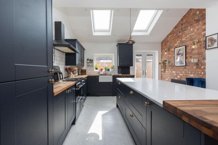 2 bedrooms house for sale in Prestwich, United Kingdom - Image 9