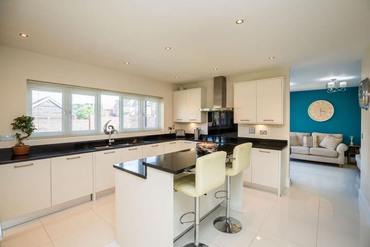 4 bedrooms house for sale in Chester, United Kingdom - Image 6